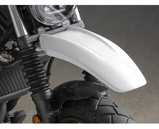 Бризковики переднього колеса білого кольору